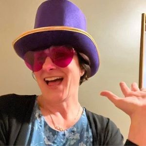 Meet your Posher, Amy